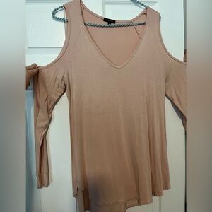 Dynamite- Long sleeve with shoulder cut out blouse